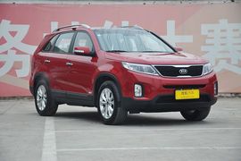 2013款起亚索兰托2.4L七座舒适版