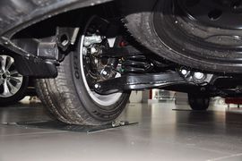 2011款起亚新佳乐2.0L 7座舒适版