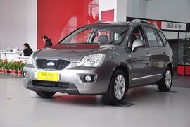 2011款起亚新佳乐2.0L 7座舒适版