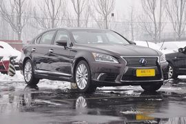 2013款雷克萨斯LS600h L
