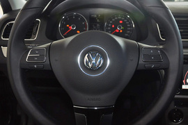 2013款大众朗逸1.4TSI DSG豪华导航版