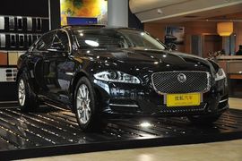 2013款捷豹XJL 2.0T典雅商务版