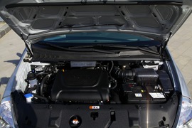 2013款进口起亚Grand VQ-R 2.2T试驾实拍