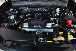 2013款斯巴鲁力狮2.5i-X精英版