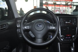 2012款斯巴鲁森林人经典2.5XS豪华型到店实拍