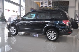 2012款斯巴鲁森林人经典2.5XS豪华型到店实拍