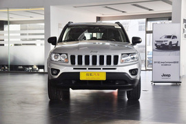 2013款Jeep指南者2.4L都市版