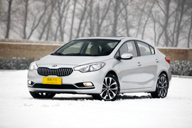 测试起亚K3 1.8L 自动Premium
