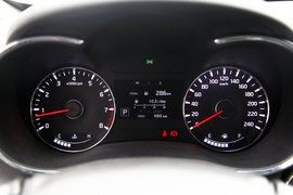 测试起亚K3 1.8L 自动Premium