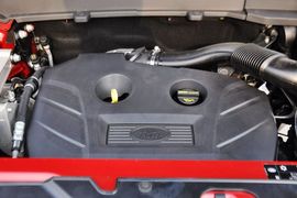 2013款路虎神行者2 2.0T Si4 HSE