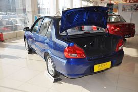 2012款一汽夏利N3三厢1.0L手动实用型