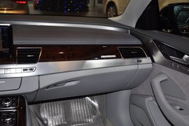 2013款奥迪A8L 50TFSI quattro尊贵型