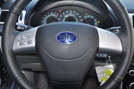 2012款奔腾B70 1.8L手动舒适型