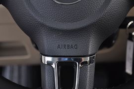 2013款大众全新宝来1.6L手自一体舒适型