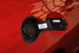 2013款标致308 1.6L自动风尚型音乐导航版到店实拍