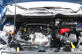 试驾2013款福特翼搏1.0T GTDi MT尊贵型