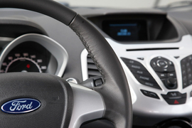 试驾2013款福特翼搏1.0T GTDi MT尊贵型