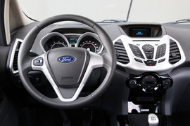 试驾2013款福特翼搏1.0T GTDi MT尊贵型