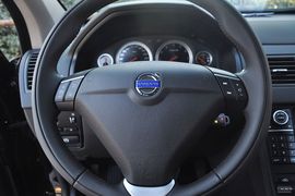 2013款沃尔沃XC90 2.5T行政版