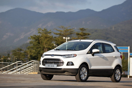 试驾2013款福特翼搏1.0T GTDi MT尊贵型