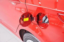 2010款现代瑞纳三厢1.4GS手动舒适型到店实拍