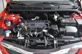 2010款现代瑞纳三厢1.4GS手动舒适型到店实拍