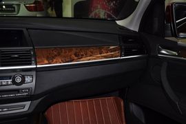 2013款宝马X5 xDrive35i豪华型到店实拍