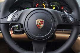 2013款保时捷Panamera4 Platinum
