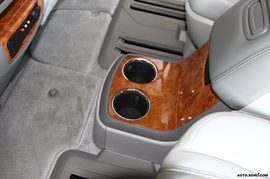 别克昂科雷内饰