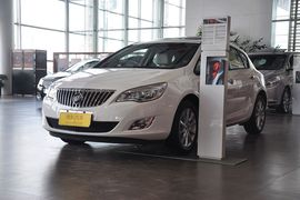 2013款别克英朗XT 1.6L手动进取版到店实拍