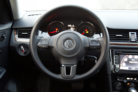 测试2013款宝来 1.4T DSG豪华型