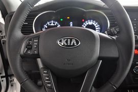 2012款起亚K5 2.0L DLX Nu