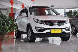 2012款起亚智跑2.0L自动两驱NAVI