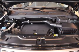 2013款路虎神行者2 2.0T Si4 SE汽油版
