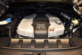 2013款奥迪Q7 35TDI专享型