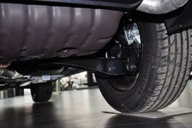2013款Jeep自由客2.4L炫黑运动版