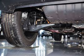 2013款Jeep指南者2.4L炫黑导航版