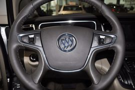 2013款别克GL8 3.0L GT豪雅版