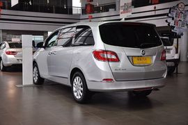 2013款别克GL8 3.0L GT豪雅版
