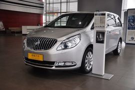 2013款别克GL8 3.0L GT豪雅版