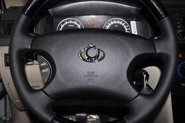 2013款吉利全球鹰新远景1.5L手动舒适型