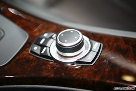 2009款宝马320i