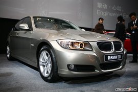 2009款宝马320i