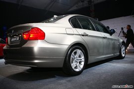 2009款宝马320i