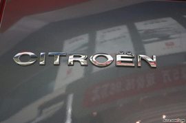 2008款C4毕加索外观 