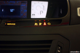 2008款C4毕加索内饰