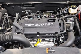 2013款雪佛兰迈锐宝1.6T手自一体豪华版