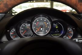 2011款保时捷Cayenne