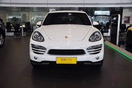 2011款保时捷Cayenne
