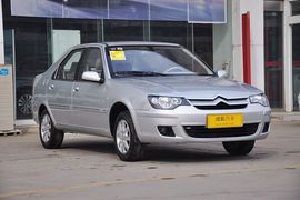 2013款雪铁龙爱丽舍1.6L手动科技型天窗版